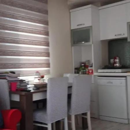 Sukran Guest Family House Homestay